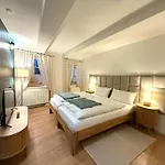 Großzügige Maisonette-ferienwohnung Im Herzen Von Mit Einem Tollen Stadtblick
