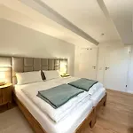 Grosszuegige Maisonette-ferienwohnung Im Herzen Von Mit Einem Tollen Stadtblick Appartamento *