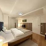 Großzügige Maisonette-ferienwohnung Im Herzen Von Mit Einem Tollen Stadtblick *