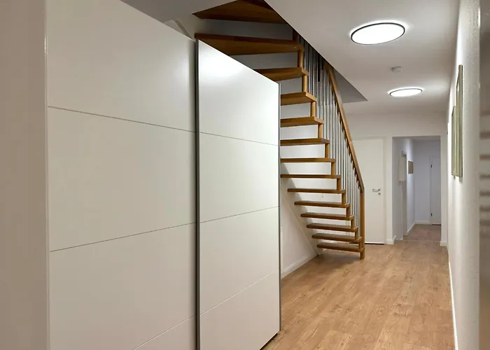 Grosszuegige Maisonette-ferienwohnung Im Herzen Von Mit Einem Tollen Stadtblick * Целле